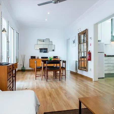 アパート House With Private Terrace, Days And Long *