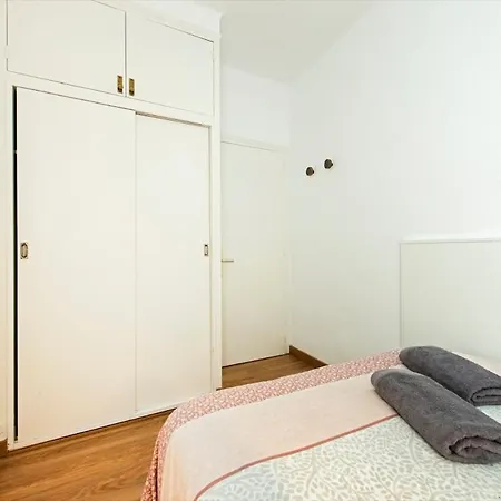 アパート House With Private Terrace, Days And Long *